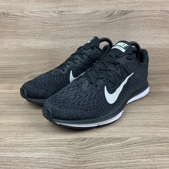 Nike Shoes - Nike Air Zoom Winflo 5 Running Shoe